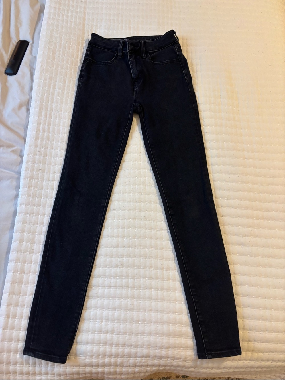 American Eagle Outfitters Black High-Rise Skinny Jeans